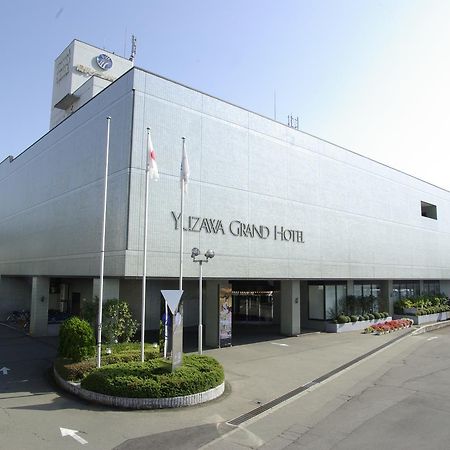 Yuzawa Grand Hotel Exteriör bild