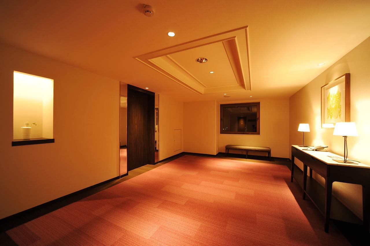 Yuzawa Grand Hotel Exteriör bild